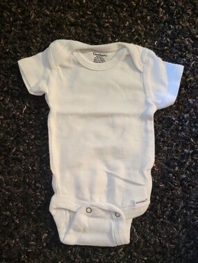 Gerber White Short-Sleeve Infant One-Piece Bodysuit